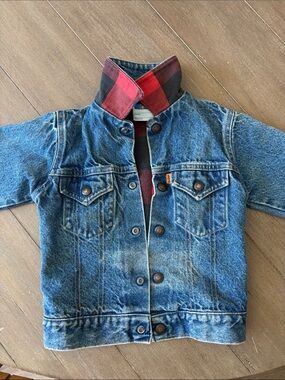 Levi's toddler Kids Blue Denim Jacket with Red Plaid Collar Accent vintage